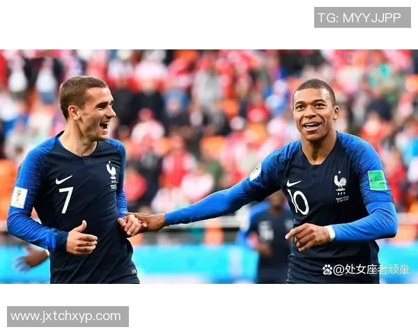 法国扎马尾足球明星的传奇故事与场上风采揭秘